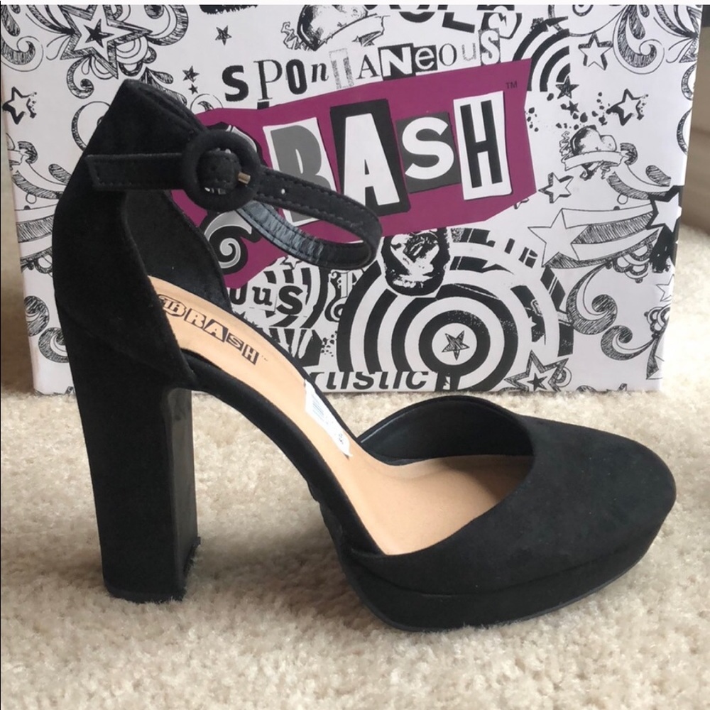 Brash Black Suede Block Heels Size 5 1/2